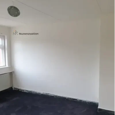 Muur met aardbeving schade verstevigt en nieuwe stucwerk aangebracht | Nurenovation